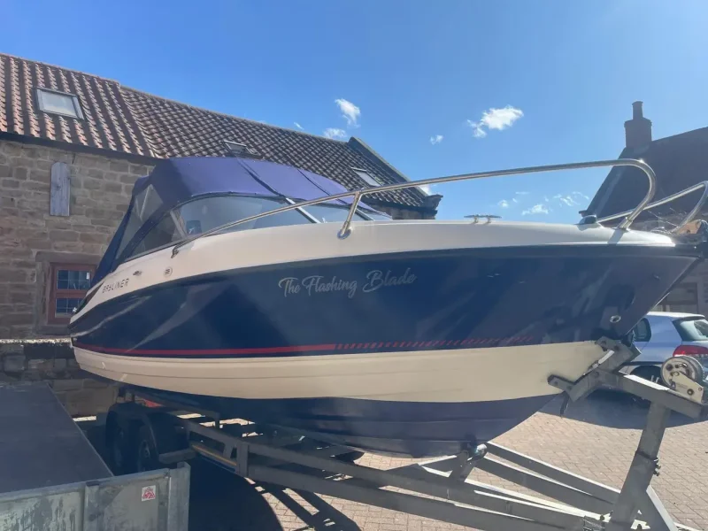 2005 Bayliner 652 Cuddy