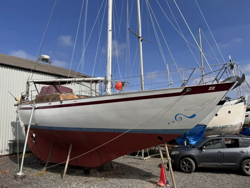 1990 K.R. Skentelbery  Sons Ltd Saltram Saga 40