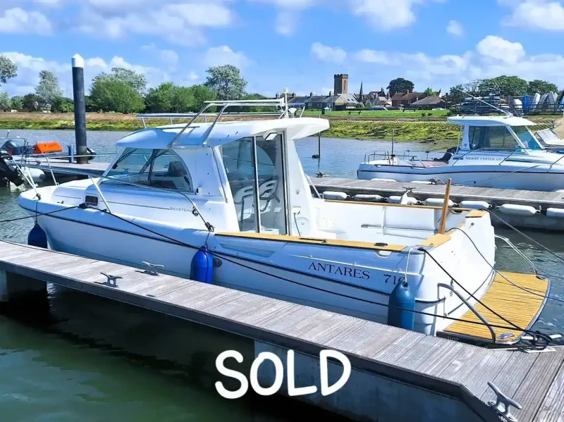 2003 Beneteau Antares 710