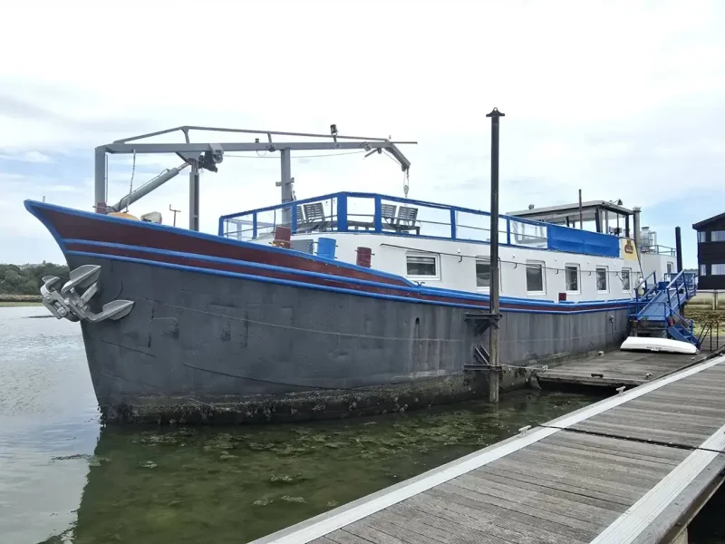 1898 Dutch Barge 100ft