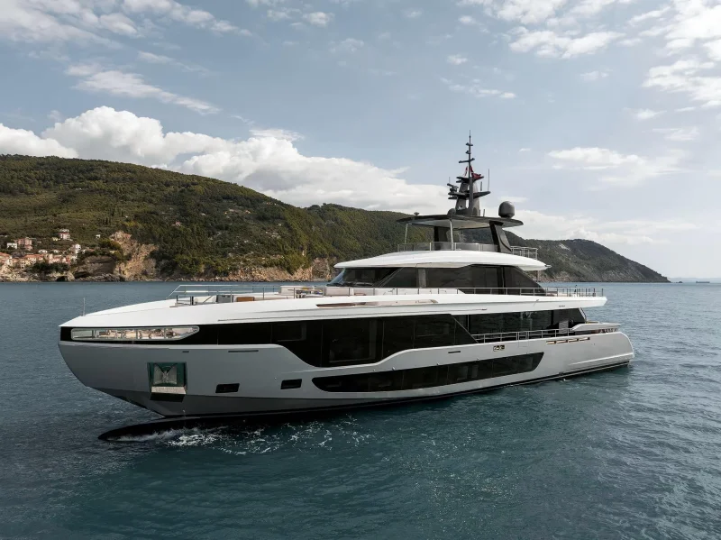 2028 Azimut Grande 36M