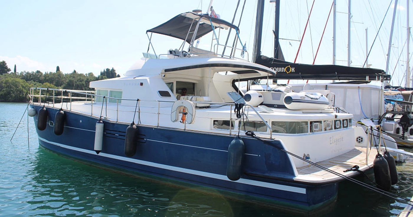 2002 Lagoon 43