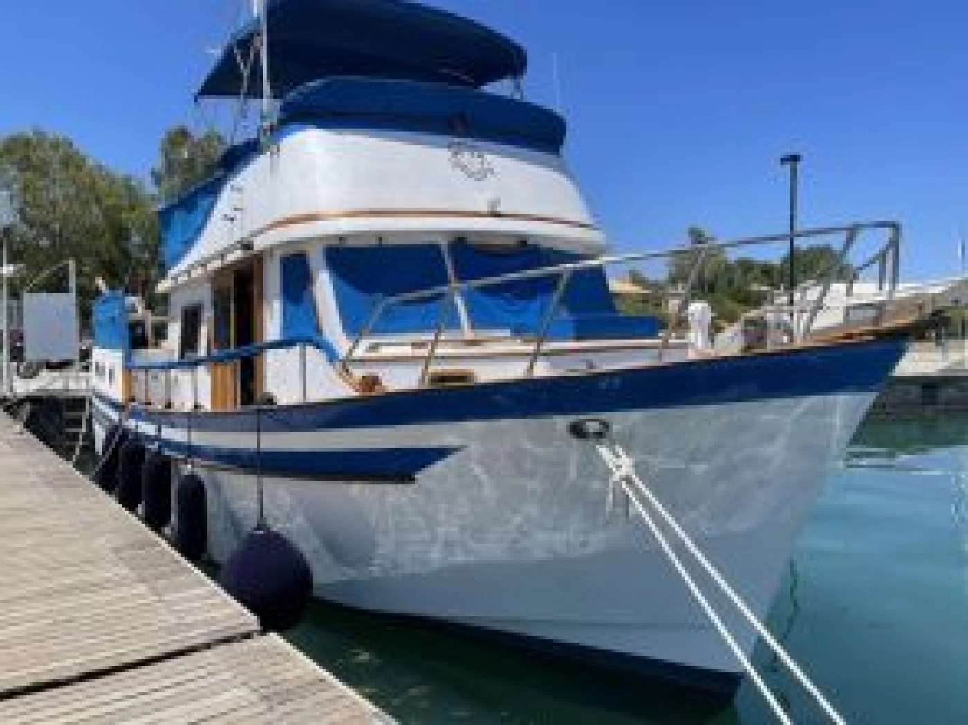 1979 TRAWLER 39ft TRADER TYPE MOTOR CRUISER 
