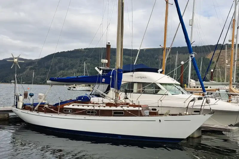 1973 Buchanan 35