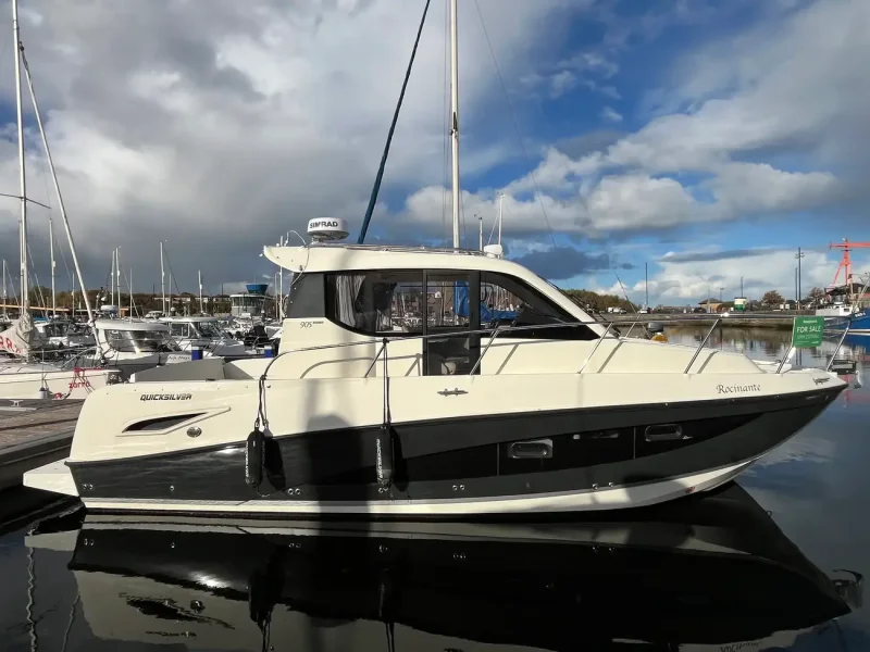 2022 Quicksilver Activ 905 Weekend