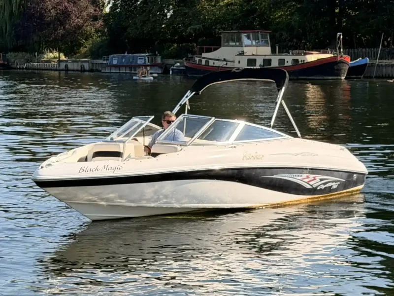 2003 Rinker Captiva 192 BR