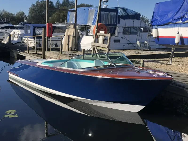 2027 Custom Boats Webb Boats Caprina 26